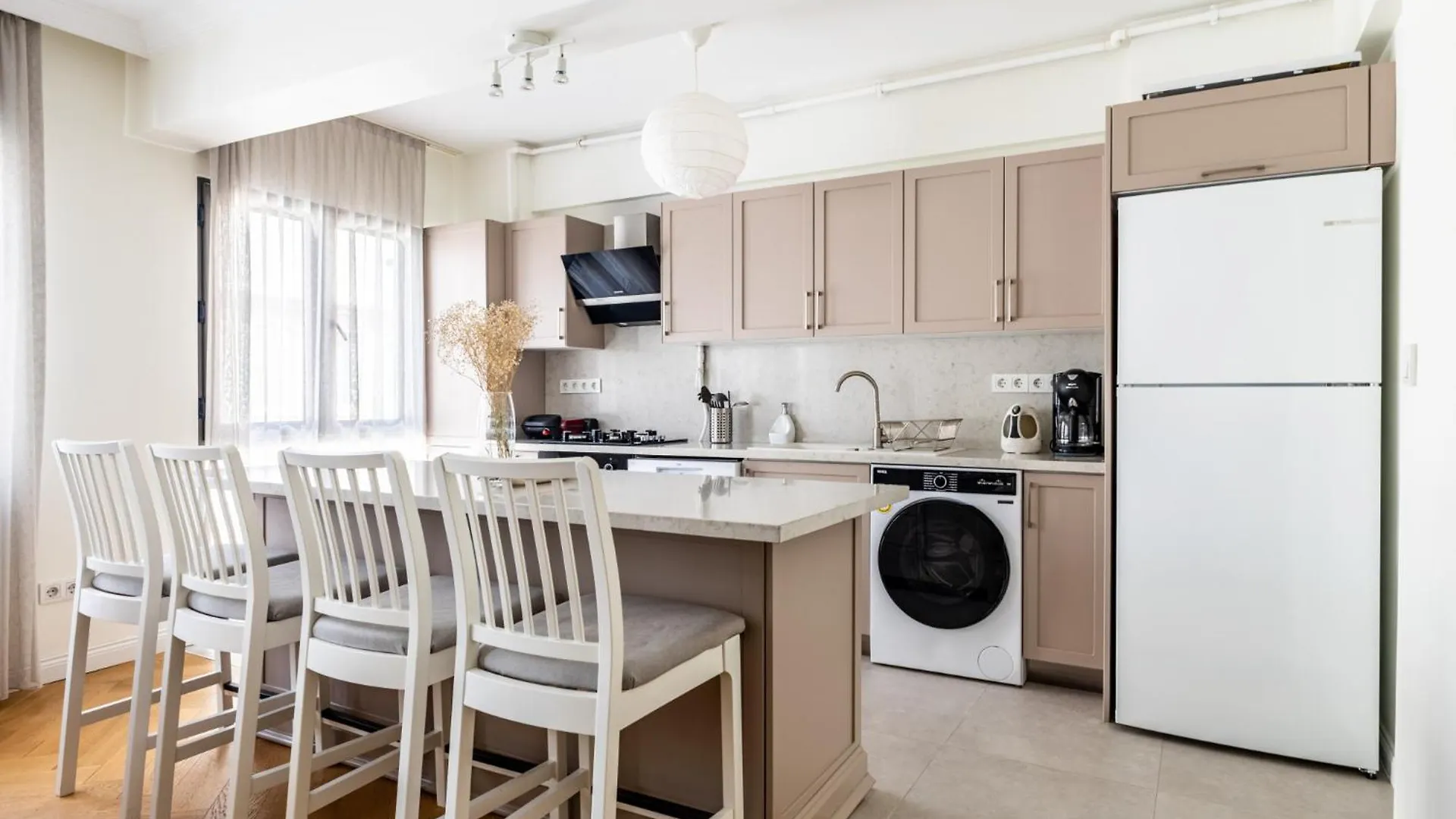 Chic Flat 5 Min To Moda Pier Istanbul Turkey