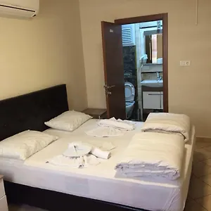 Kiwi Otel
