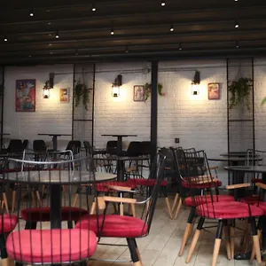 Kadikoey Viva & Otel